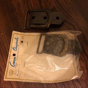 crown originals Vintage belt buckle Set of 2